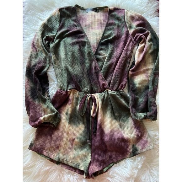 Tie Dye Surplice Romper Long Sleeve NWT - Picture 3 of 7